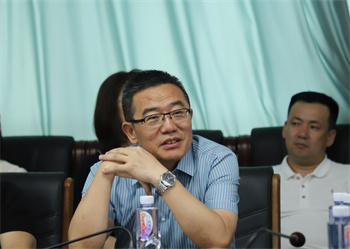 6.指导老师 刘挨师.jpg